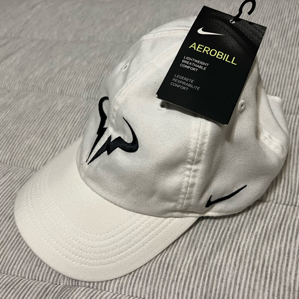 RARE Nike Court AEROBILL Rafa Nadal Wimbledon White Tennis Hat cap tour limited